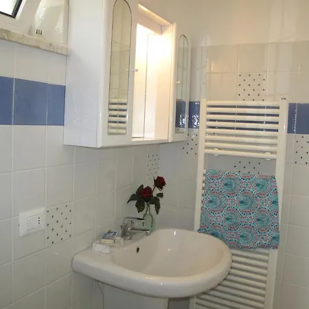 Mimosa - Vlo200 By Interhome